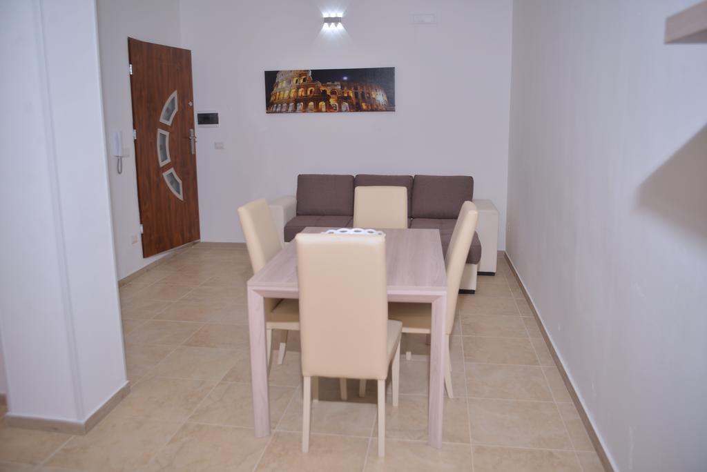 Ferienwohnung La Pergola Del Centro Brindisi Exterior foto